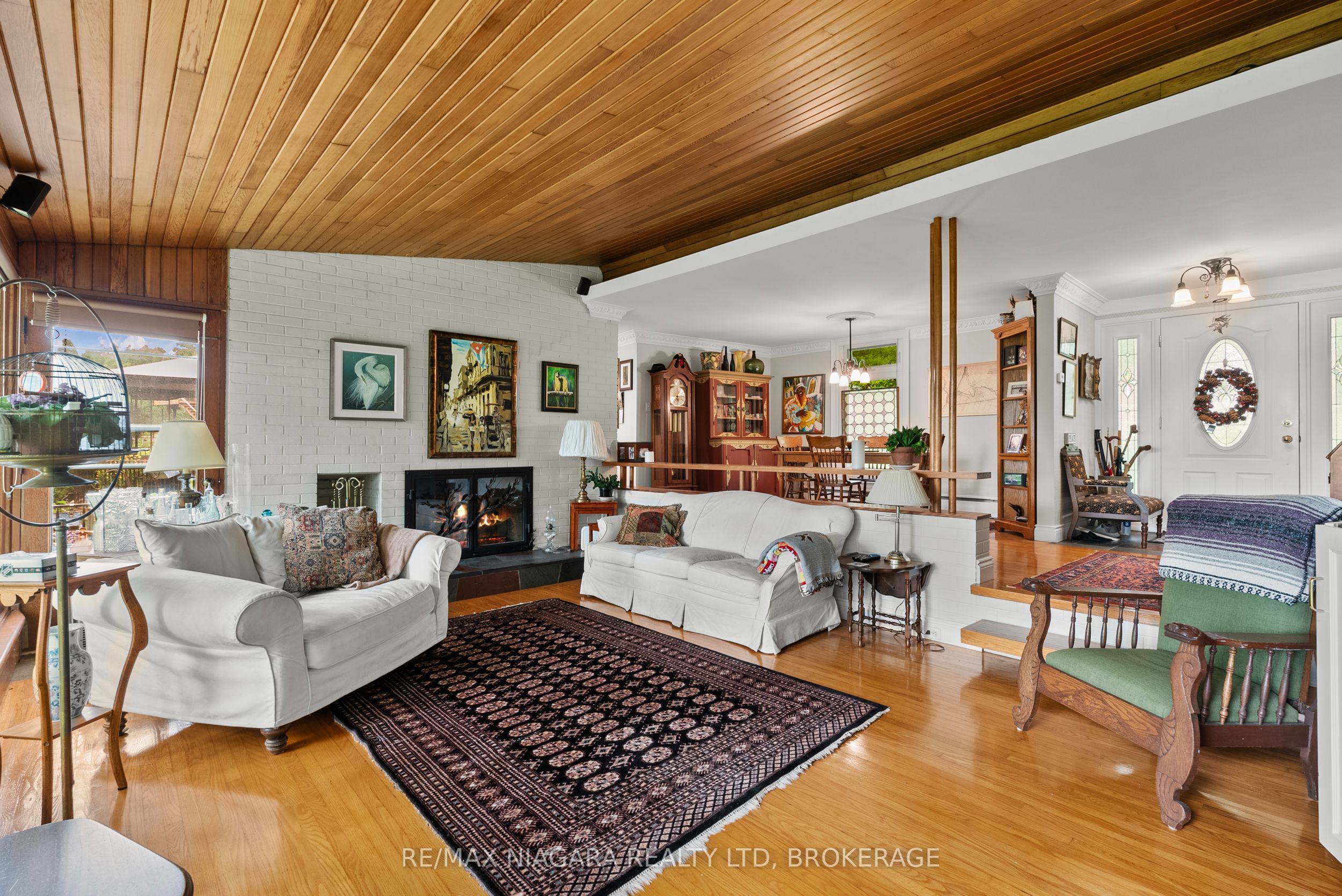 46 Melrose Drive Property Photo 9