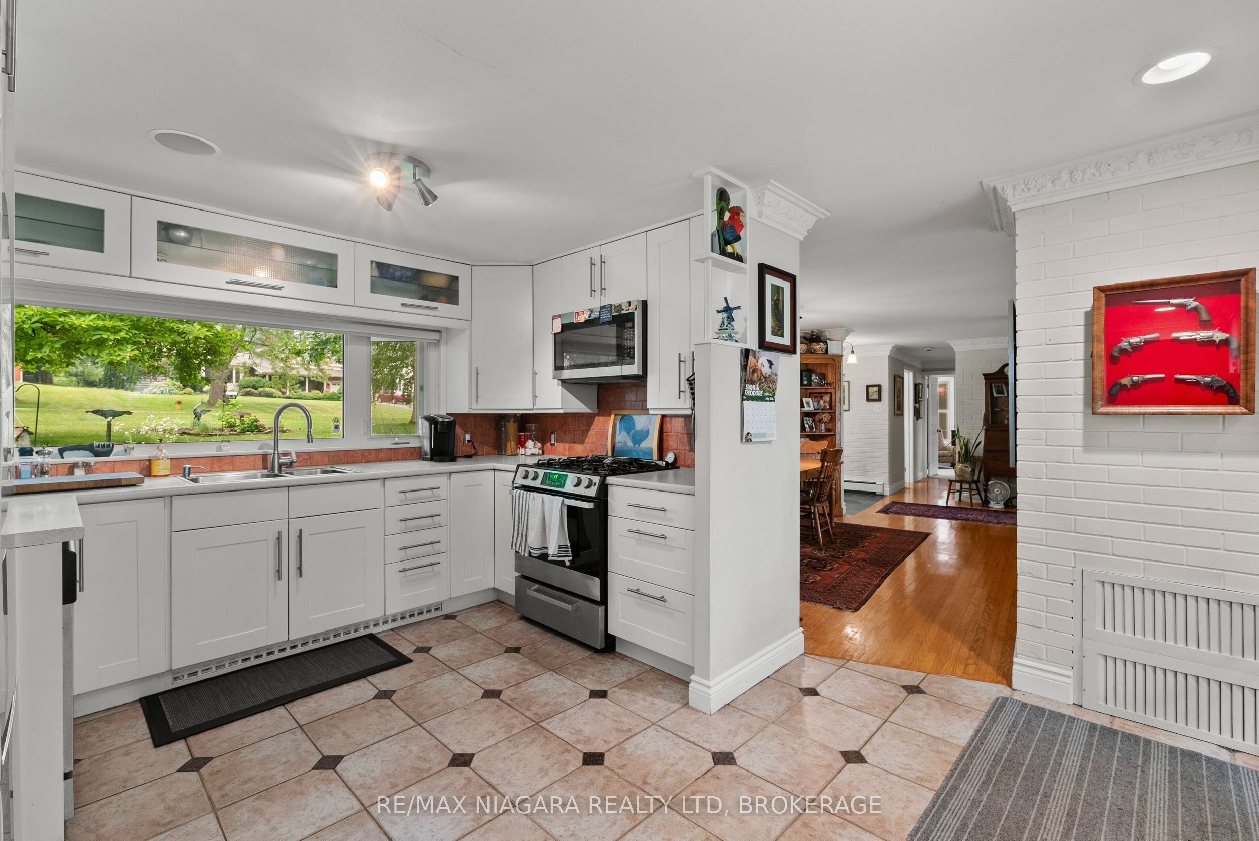 46 Melrose Drive Property Photo 14