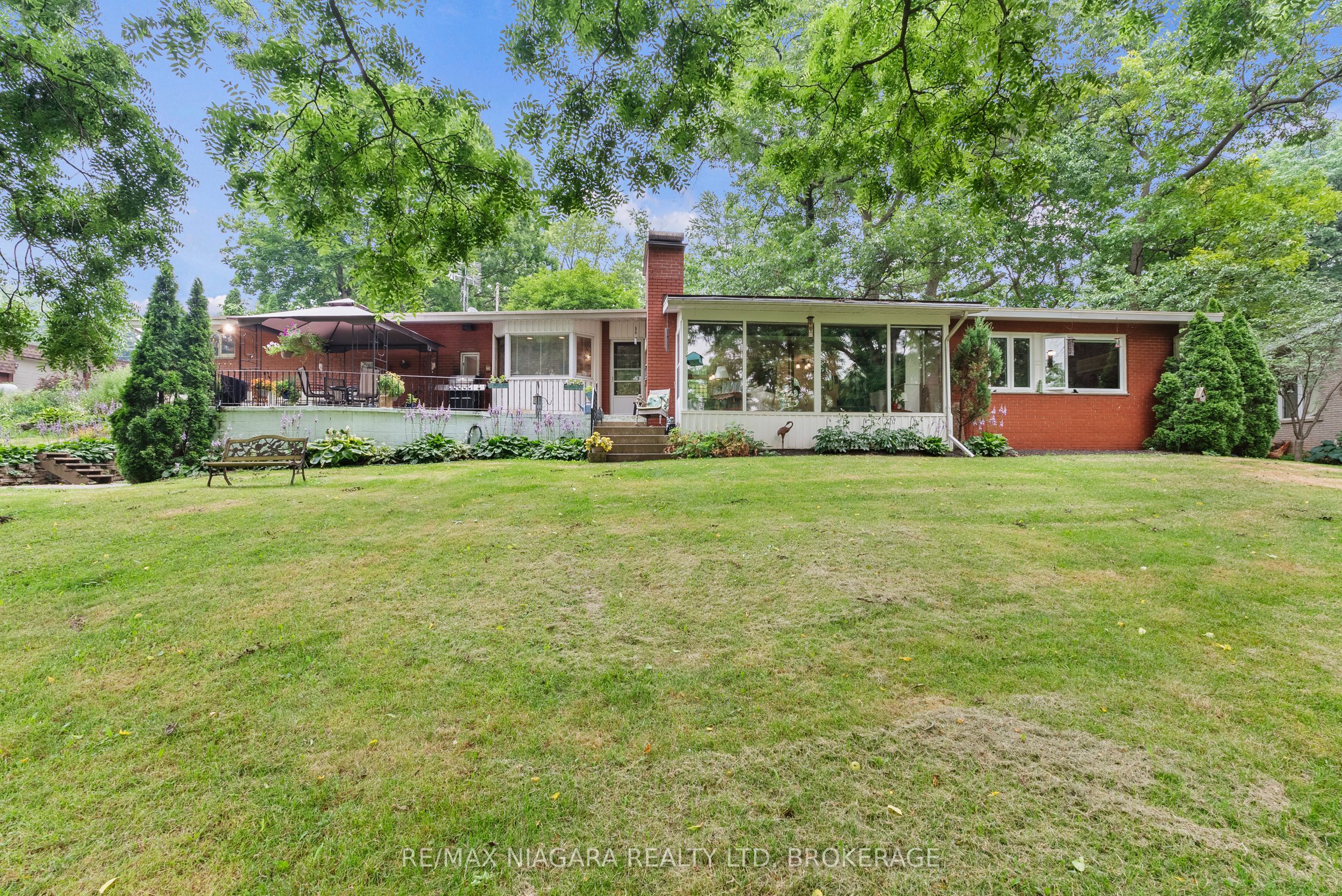 46 Melrose Drive Property Photo 34
