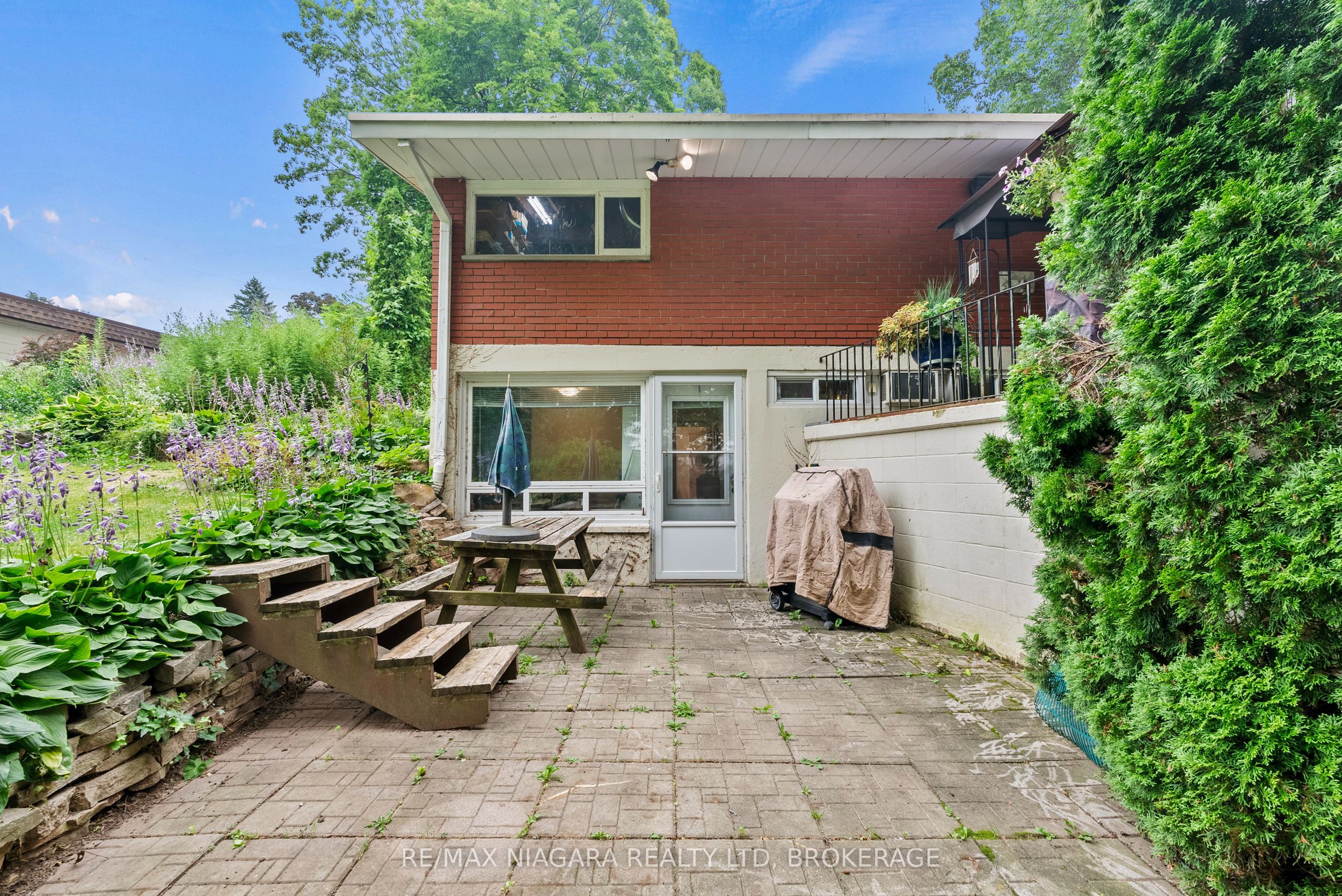 46 Melrose Drive Property Photo 37