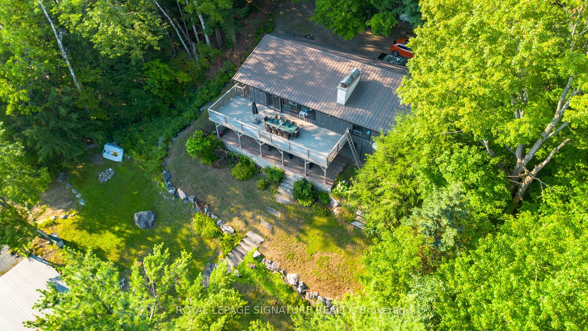 1216 Hamills Point Road Property Photo 3