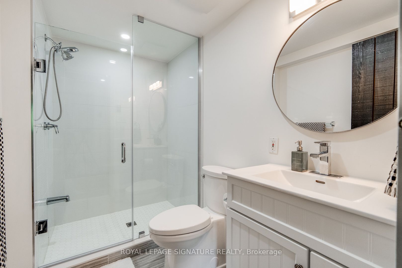1216 Hamills Point Road Property Photo 32