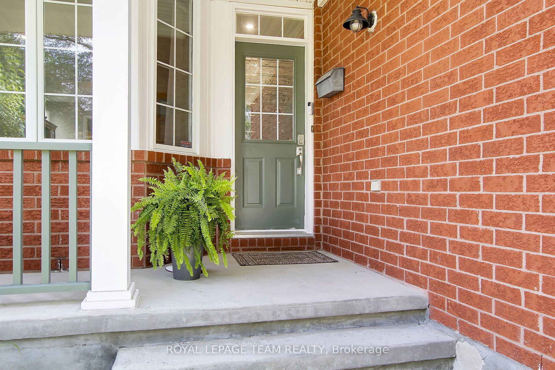12 Mattawa Crescent Property Photo 7