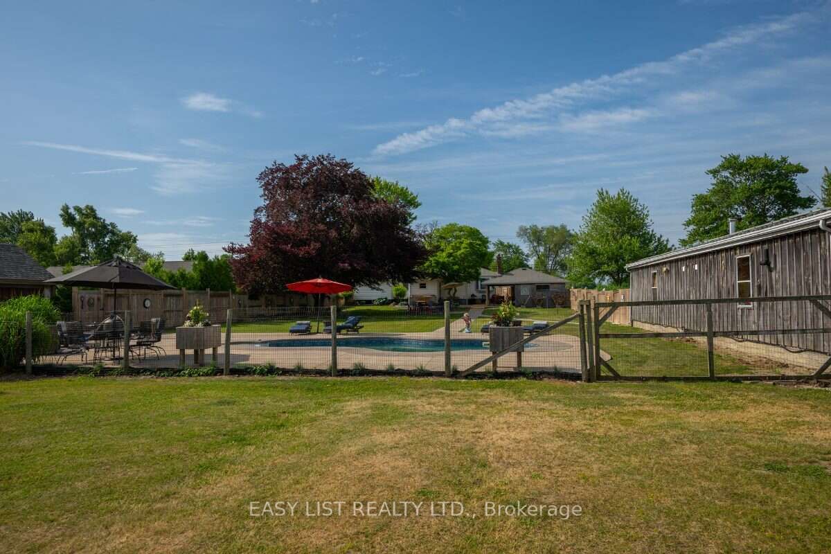 710 Seacliff Drive Property Photo 11