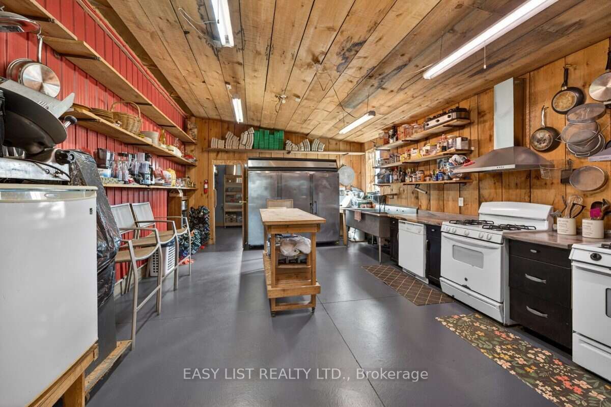 710 Seacliff Drive Property Photo 26