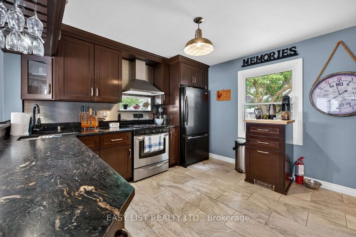 710 Seacliff Drive Property Photo 29