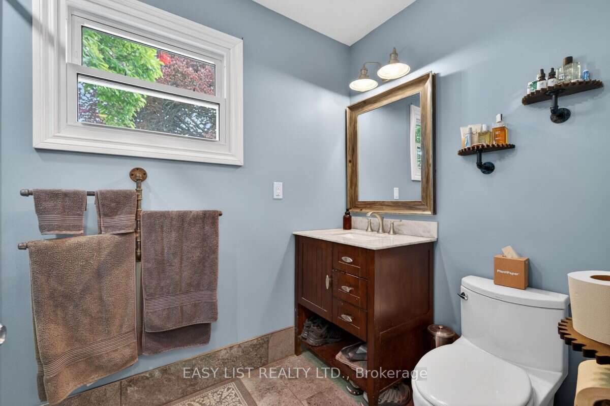 710 Seacliff Drive Property Photo 34