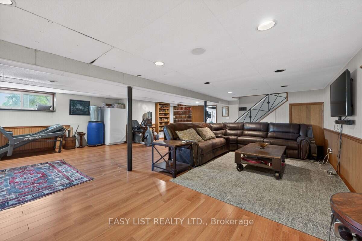 710 Seacliff Drive Property Photo 41