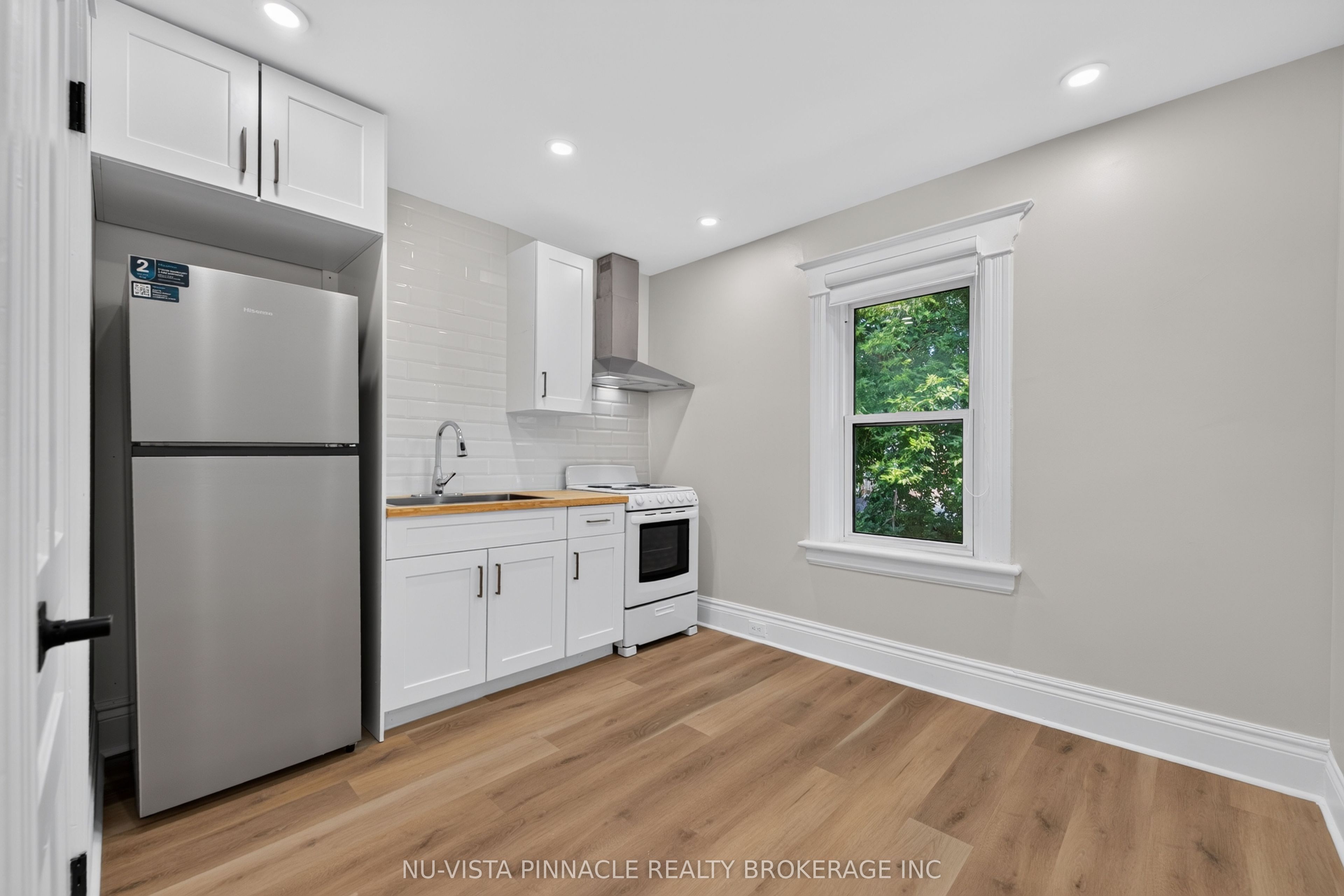 631 Peel Street Property Photo 39
