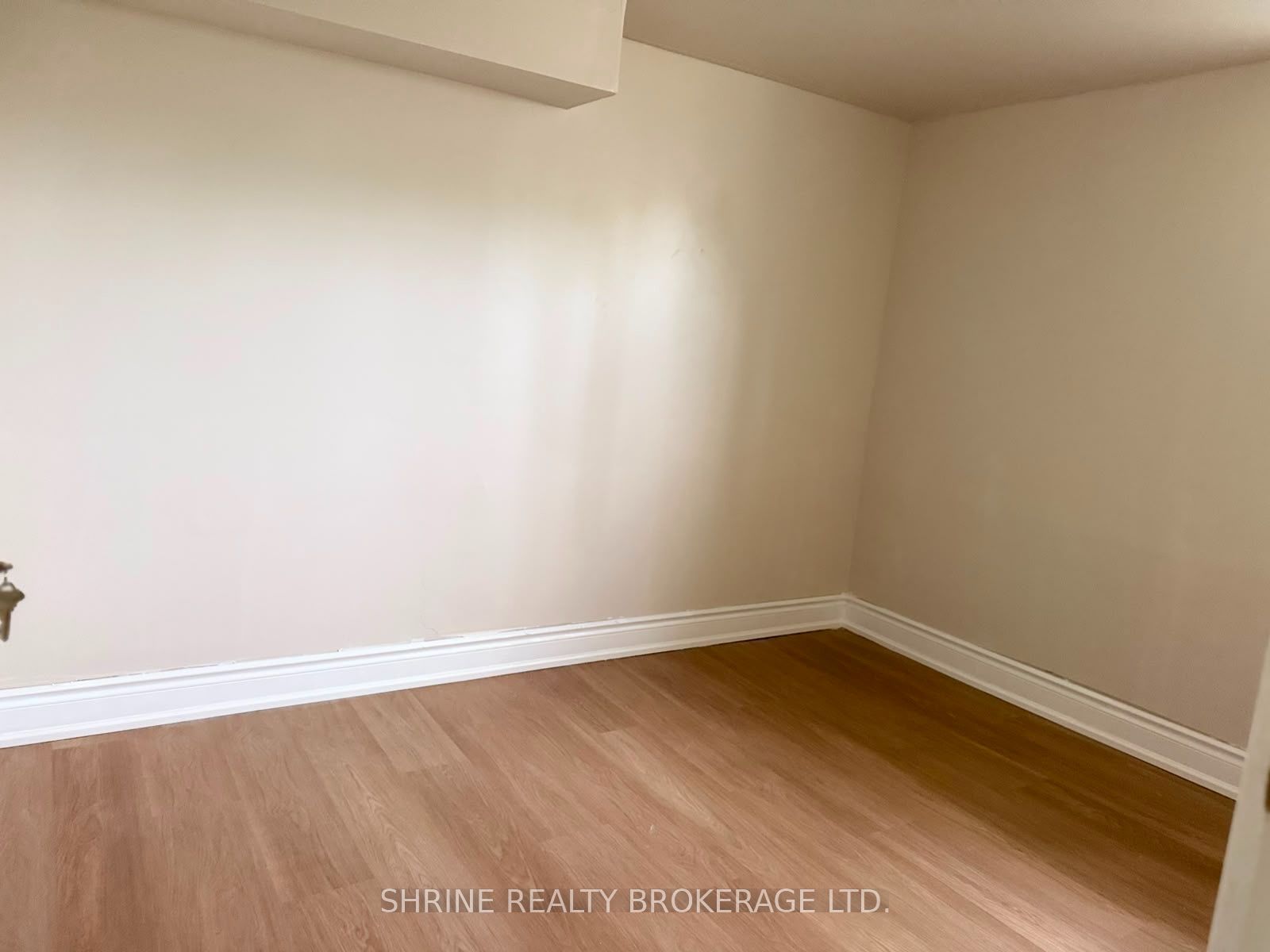 367 Springbank Drive Property Photo 10