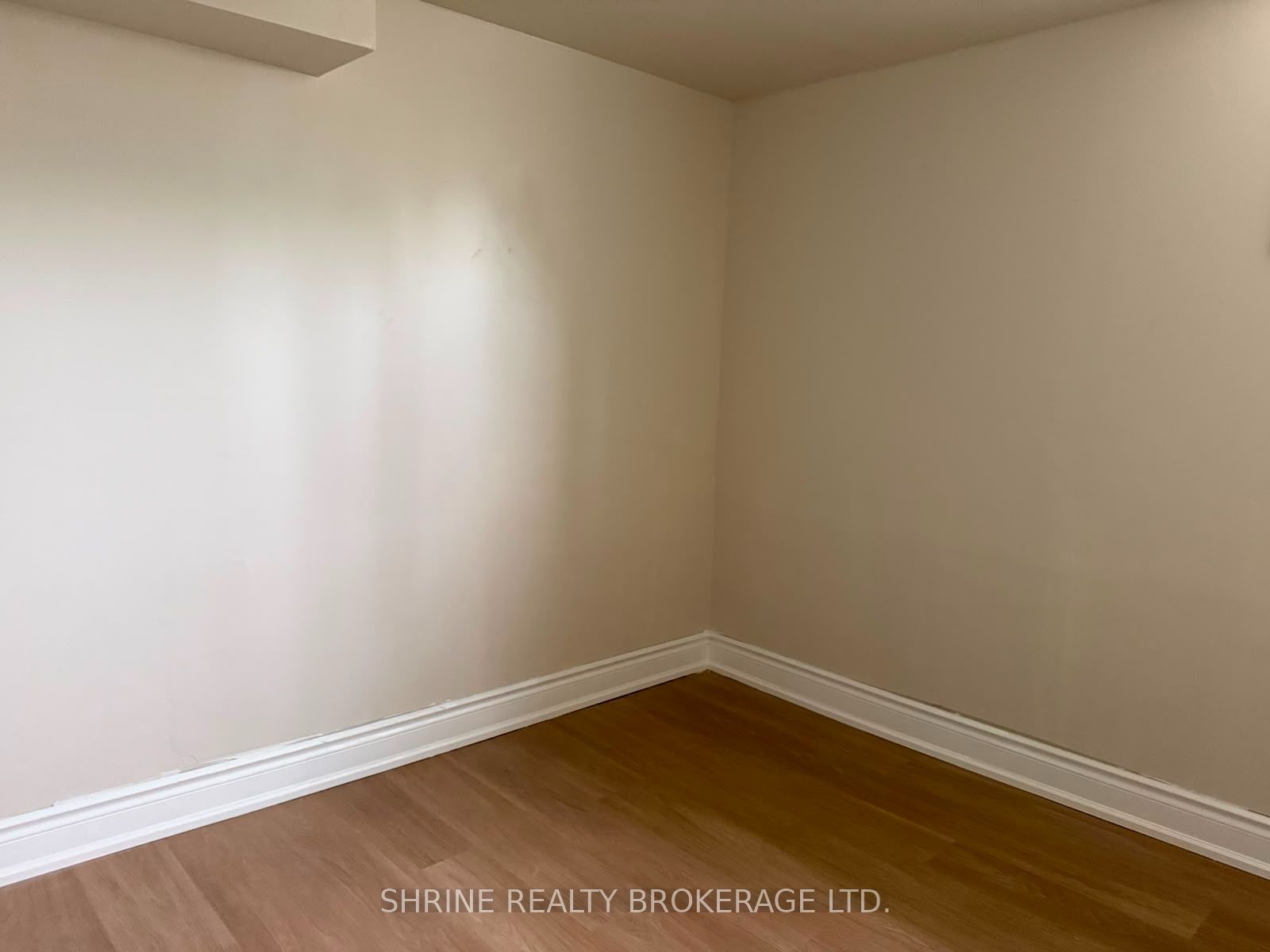 367 Springbank Drive Property Photo 13