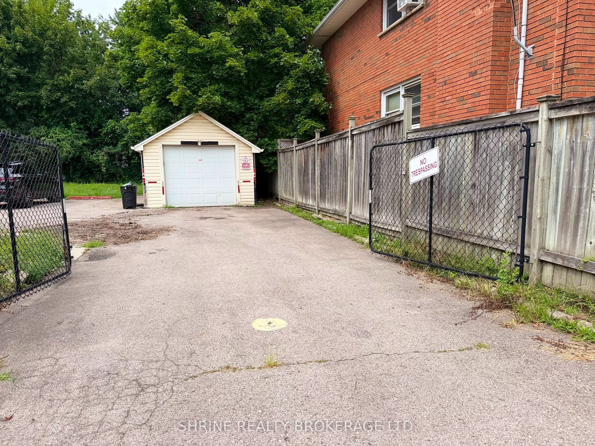 367 Springbank Drive Property Photo 26