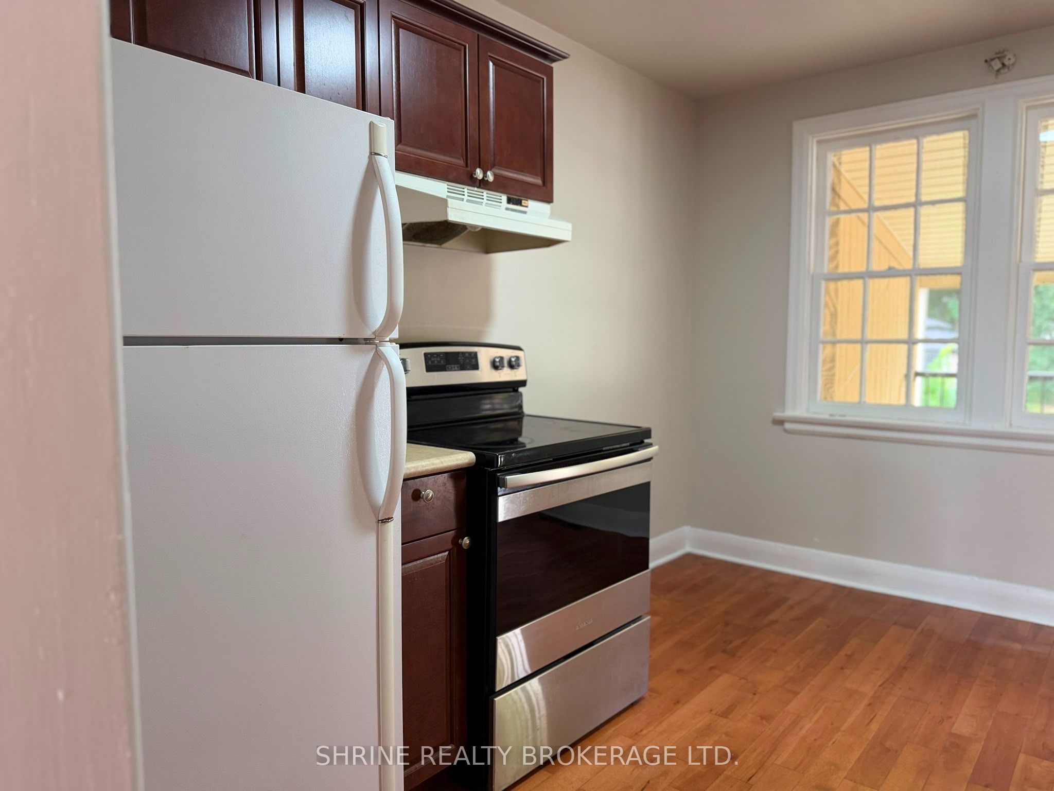 367 Springbank Drive Property Photo 10