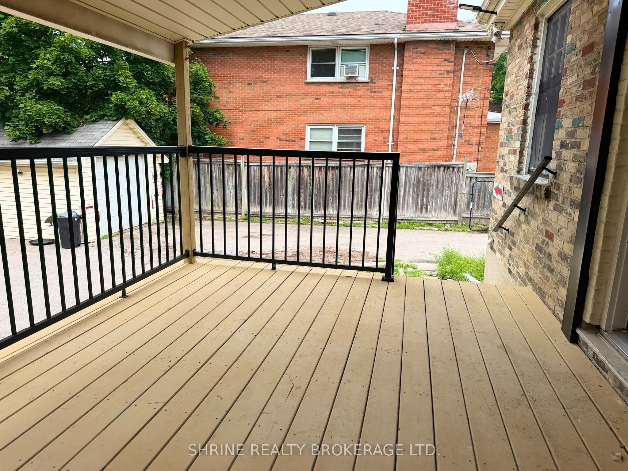 367 Springbank Drive Property Photo 37