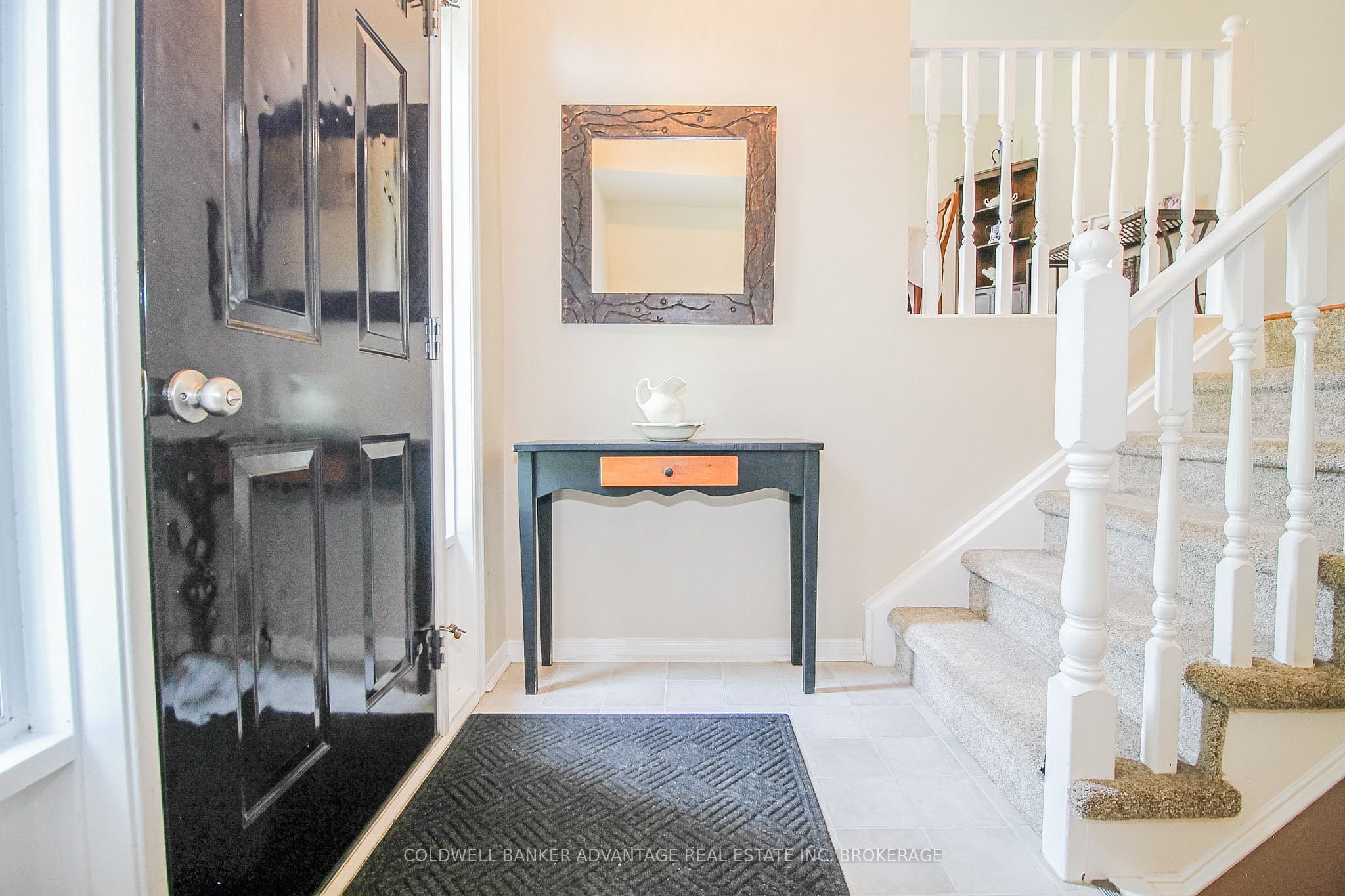 3373 Grove Avenue N Property Photo 8