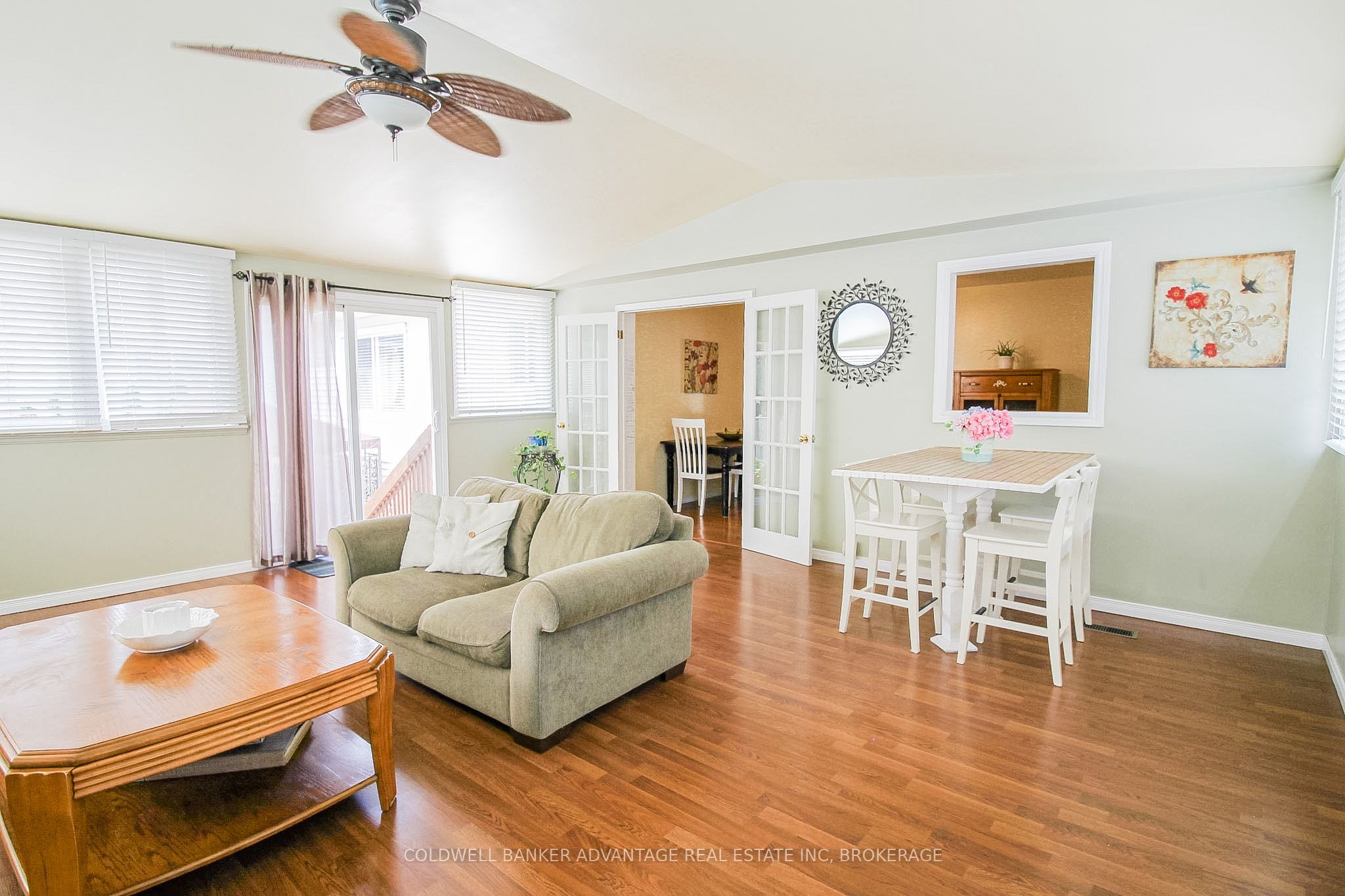 3373 Grove Avenue N Property Photo 17