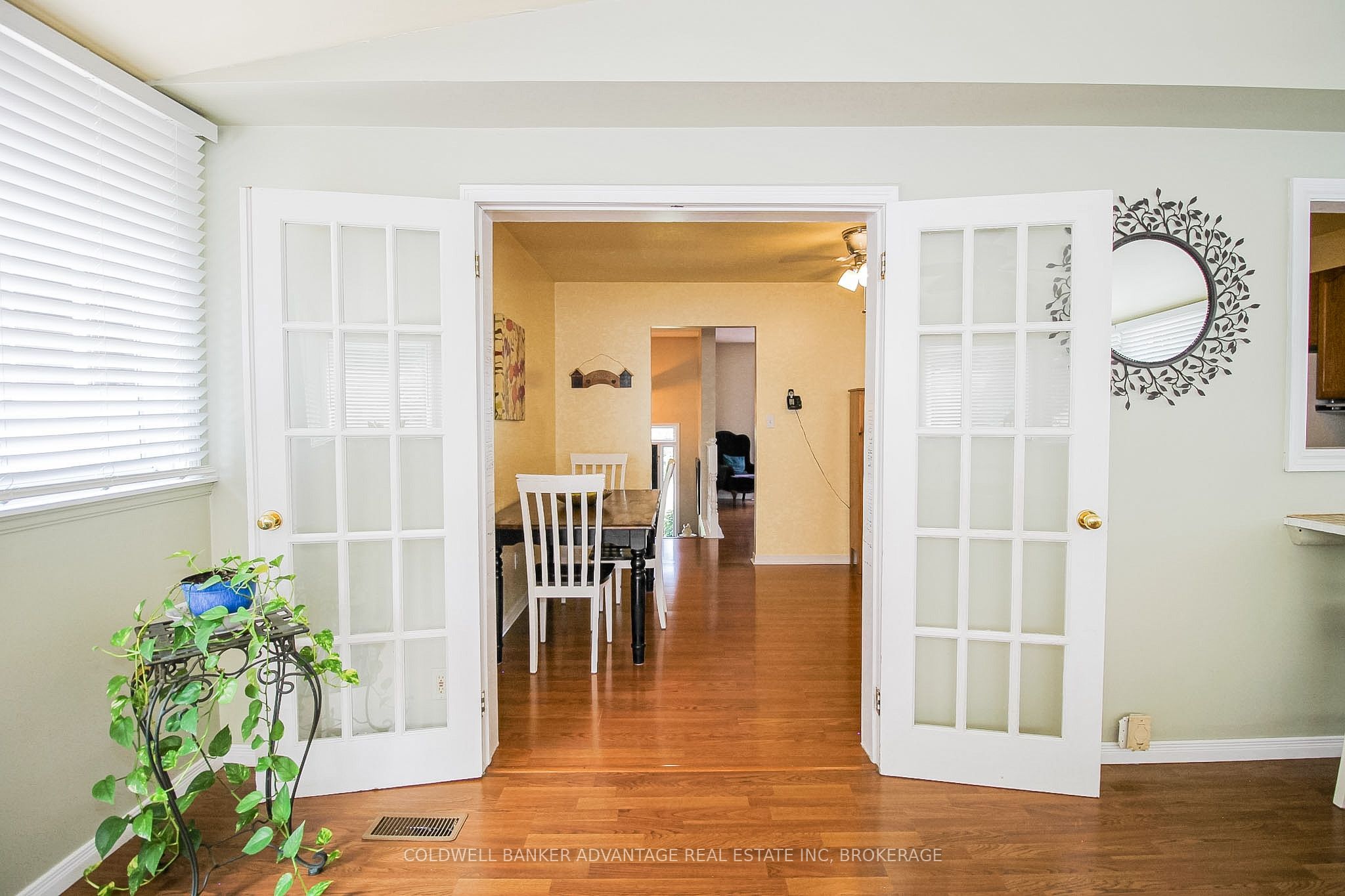 3373 Grove Avenue N Property Photo 19