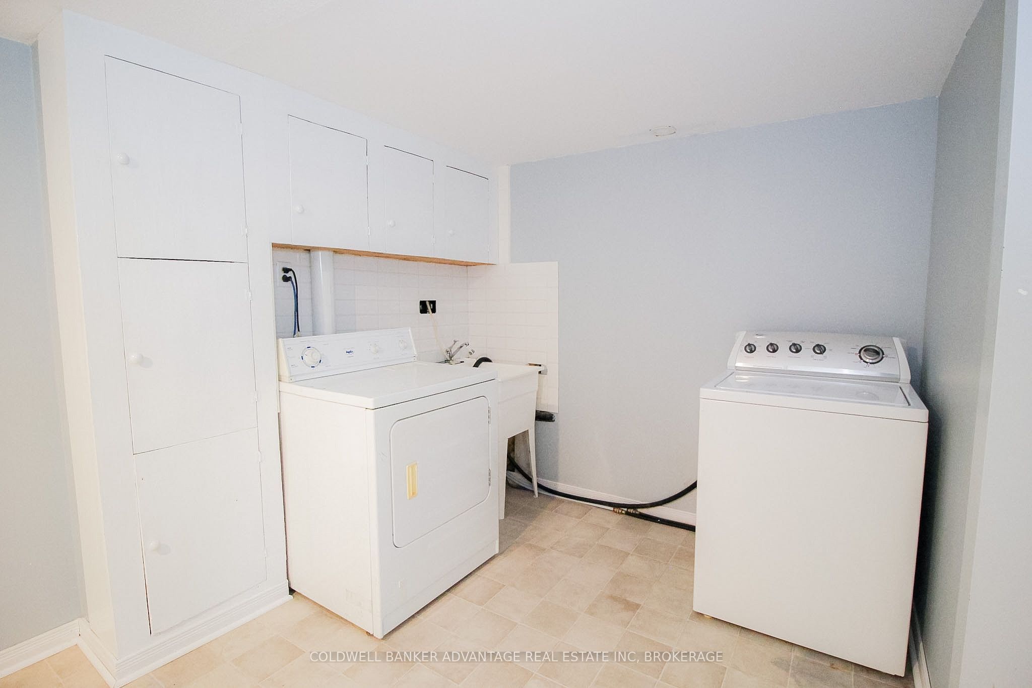 3373 Grove Avenue N Property Photo 33