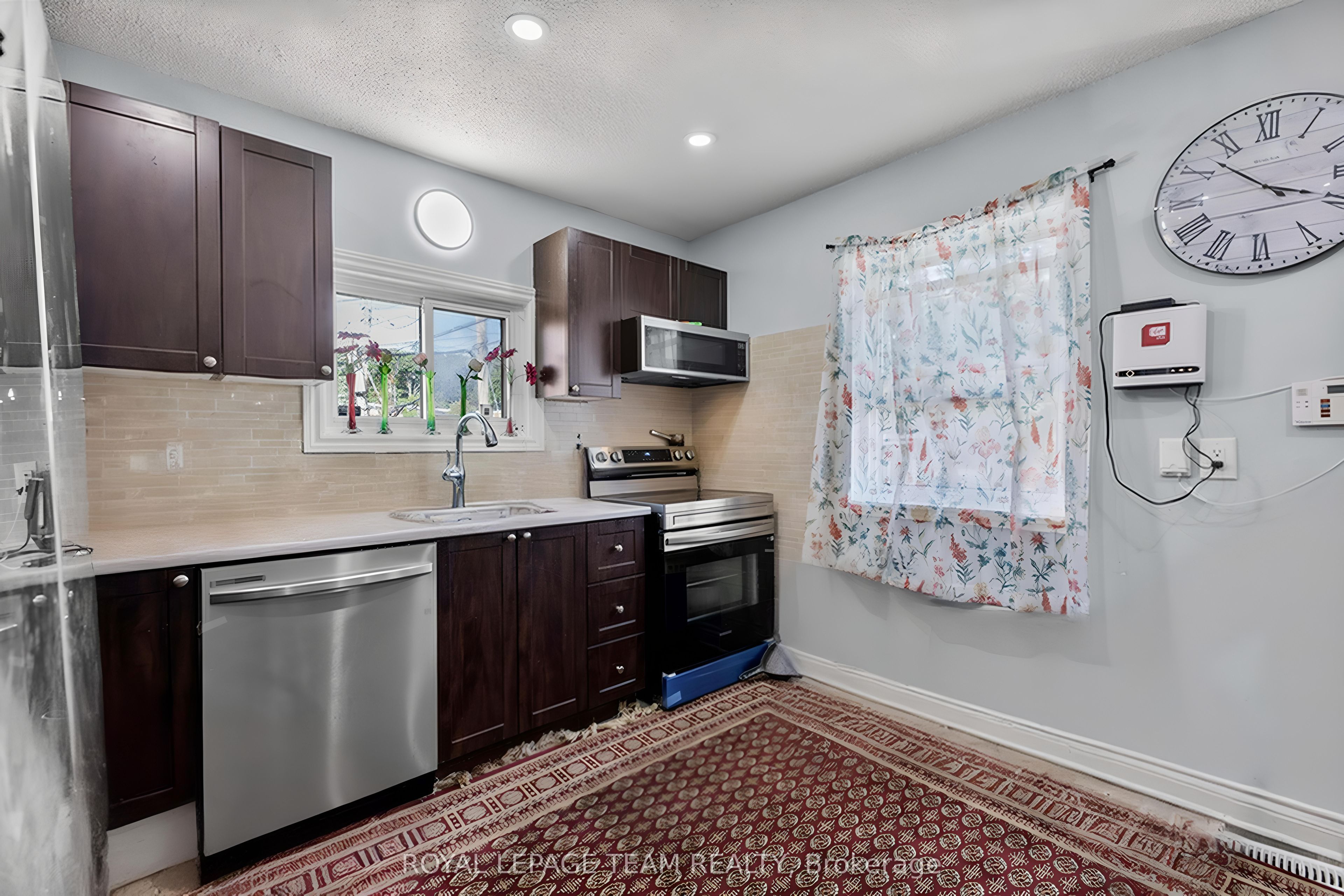 105 Jolliet Avenue Property Photo 10