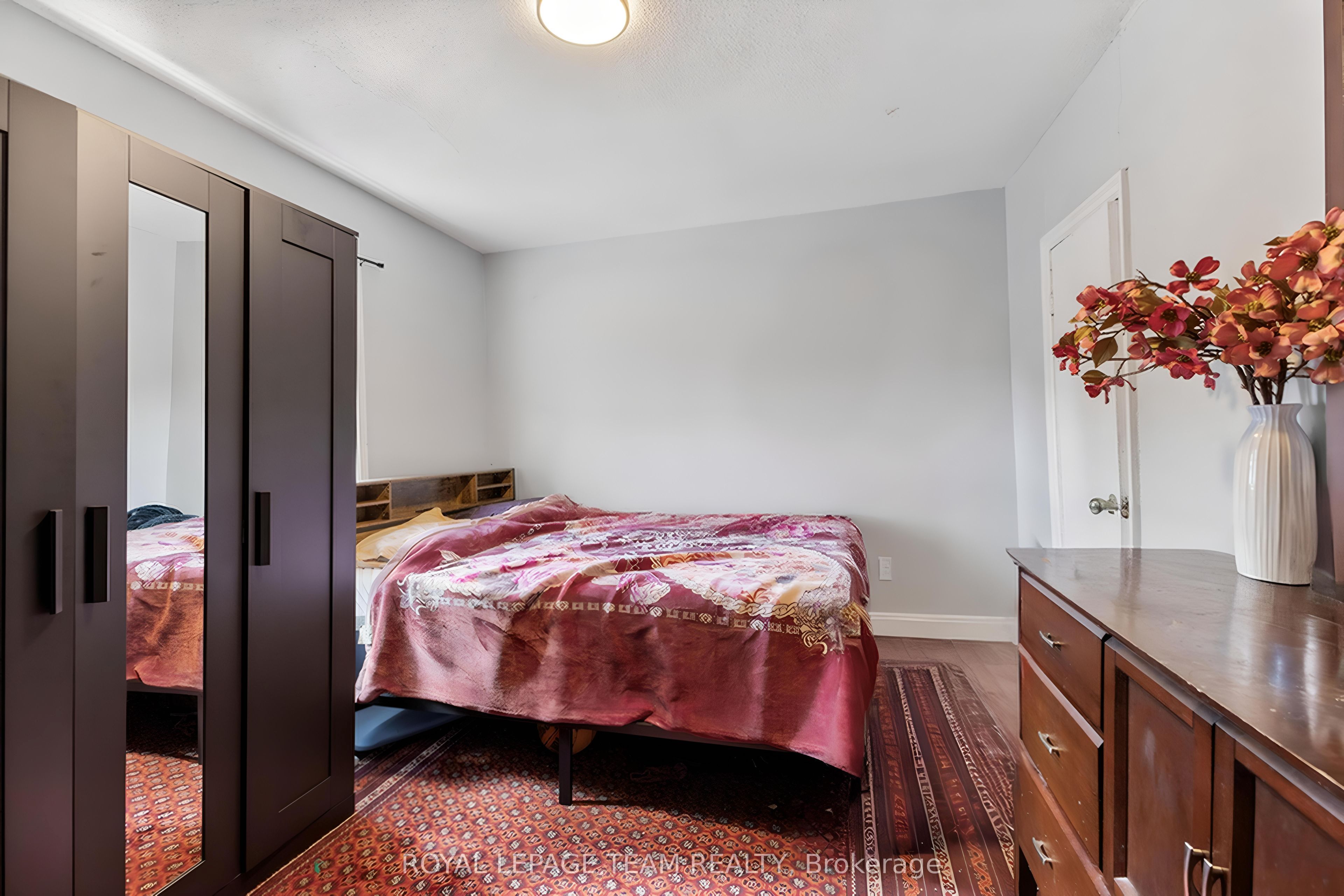 105 Jolliet Avenue Property Photo 11