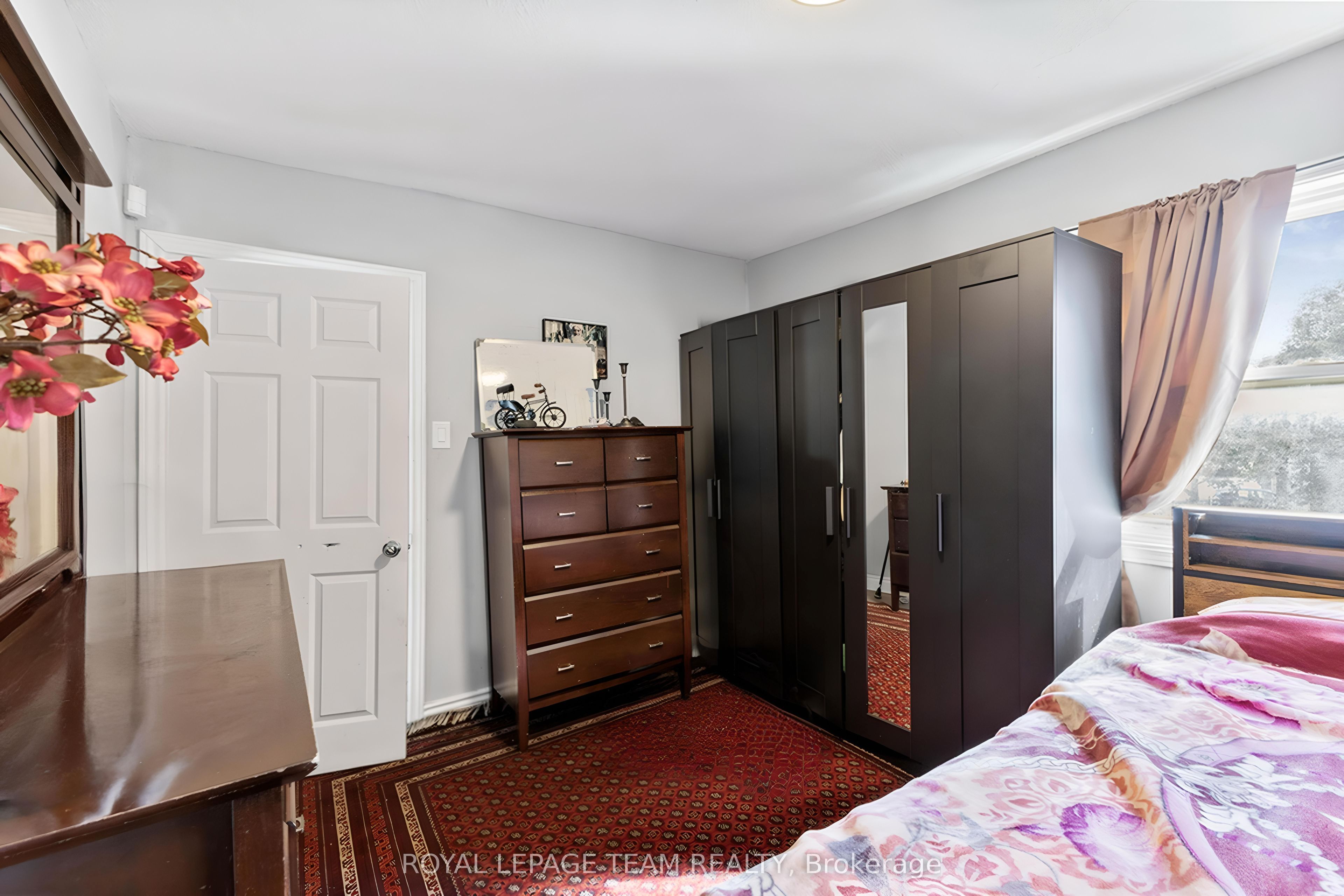 105 Jolliet Avenue Property Photo 12