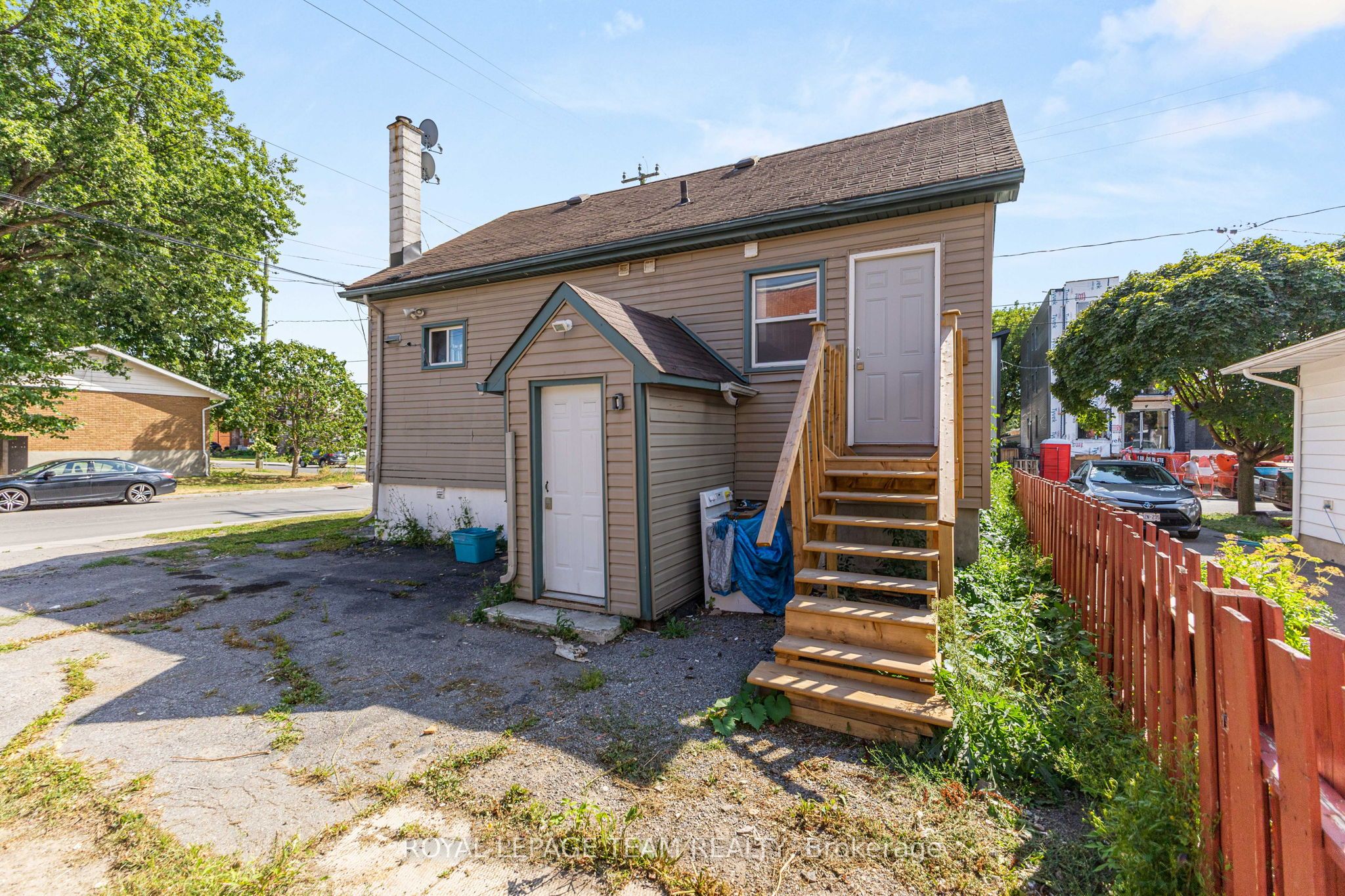 105 Jolliet Avenue Property Photo 23