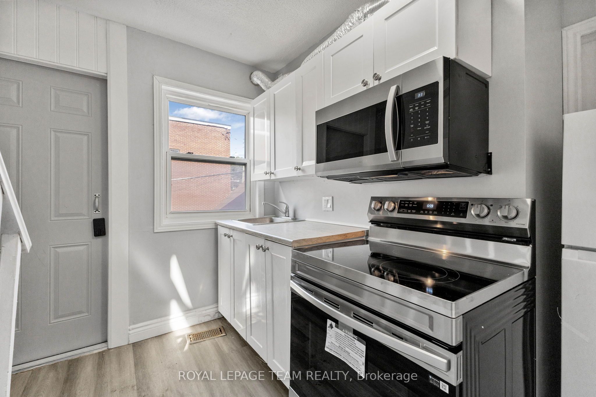 105 Jolliet Avenue Property Photo 25