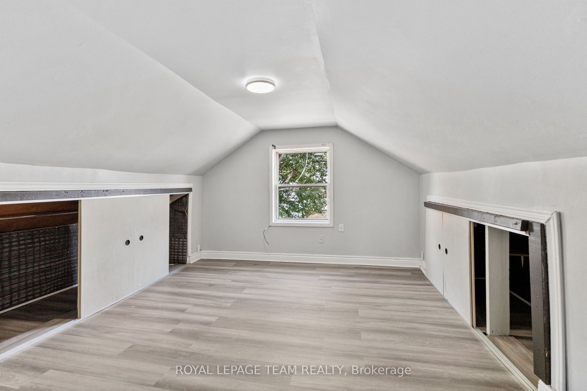 105 Jolliet Avenue Property Photo 28
