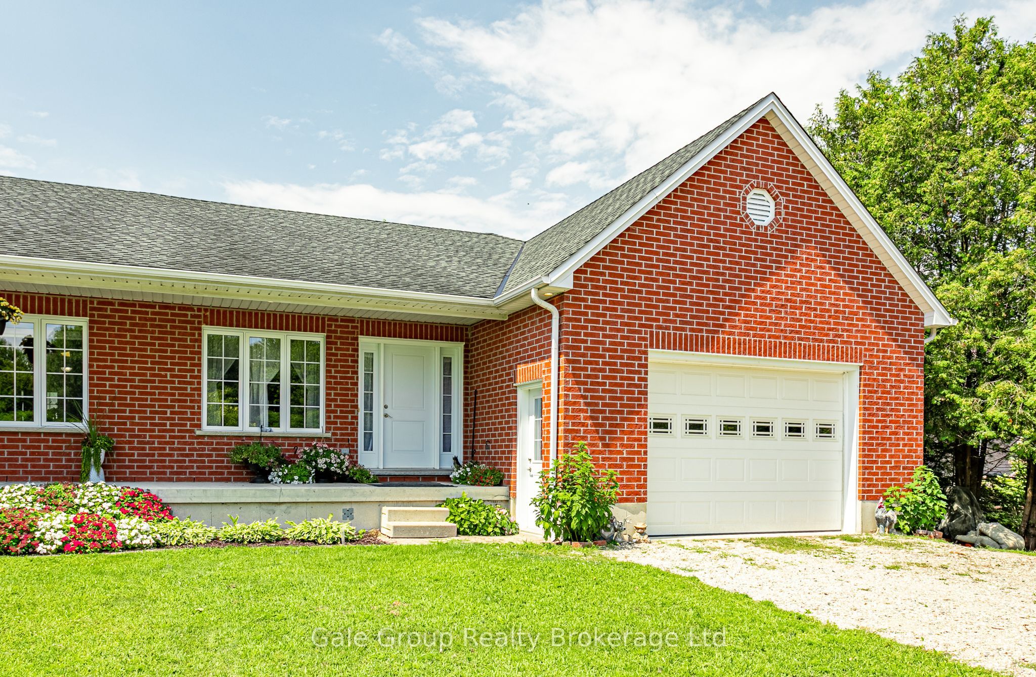 6659 Plank Road Property Photo 1