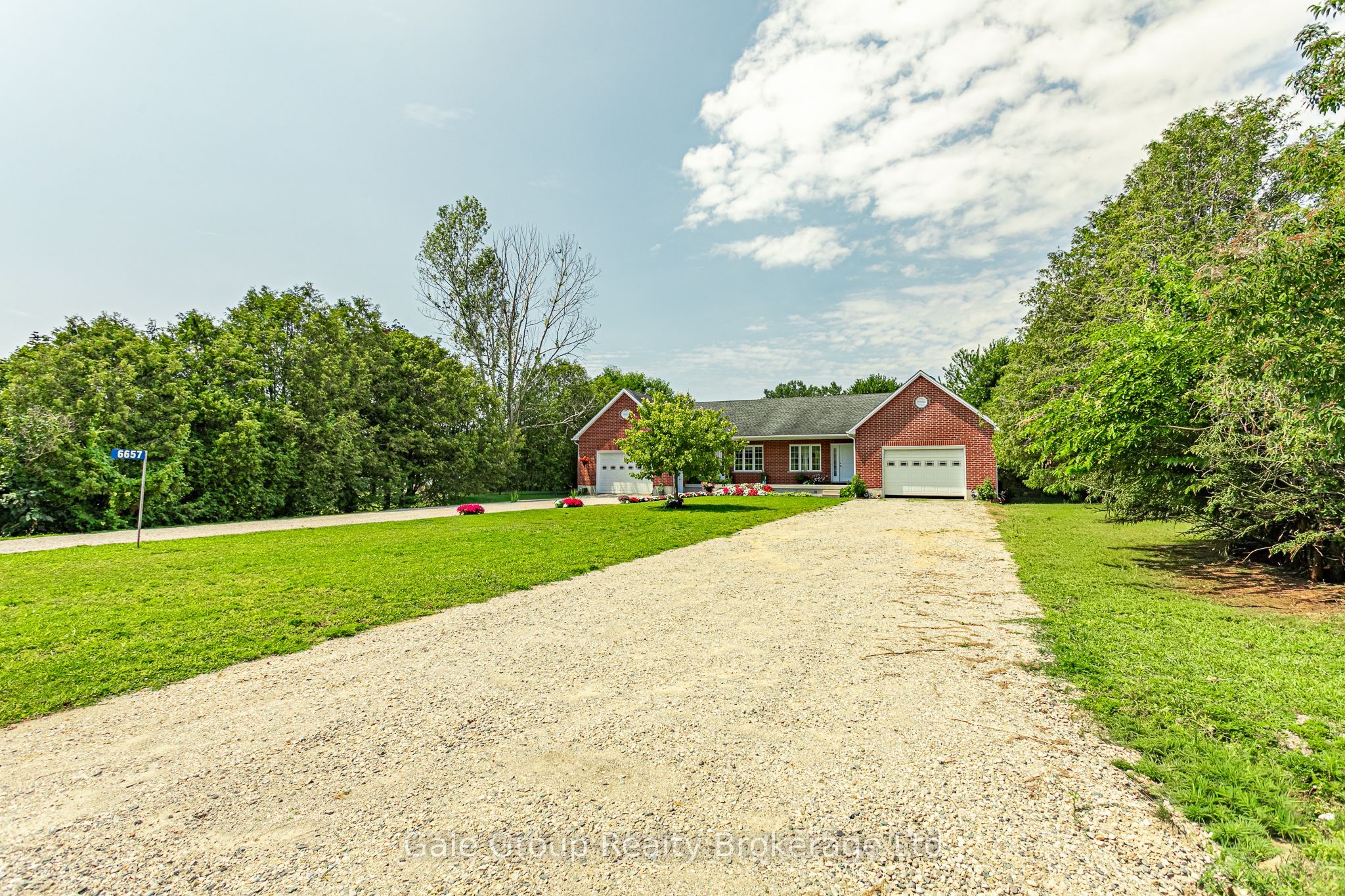 6659 Plank Road Property Photo 2