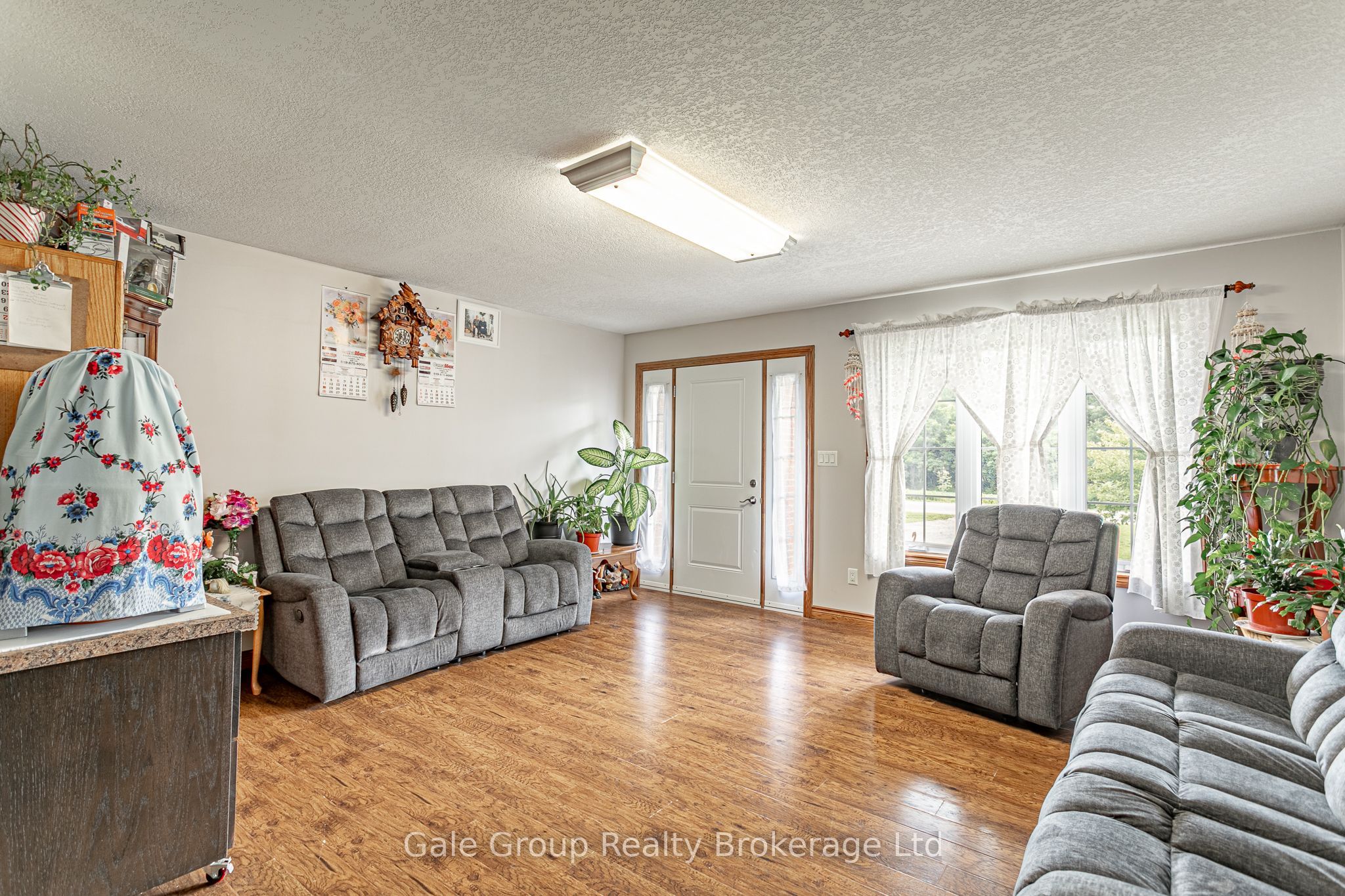 6659 Plank Road Property Photo 5