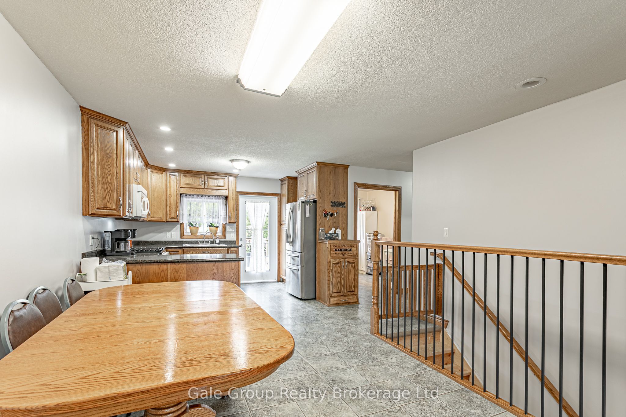 6659 Plank Road Property Photo 6