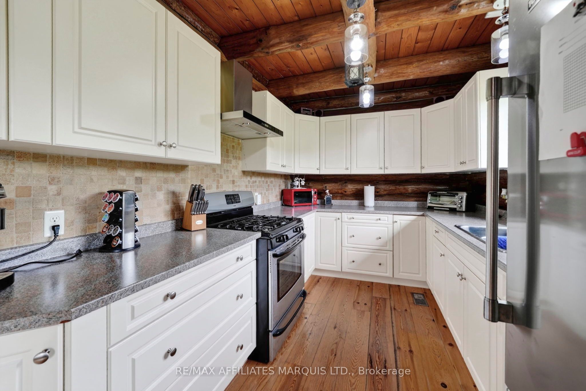 16696 Atchison Road Property Photo 6