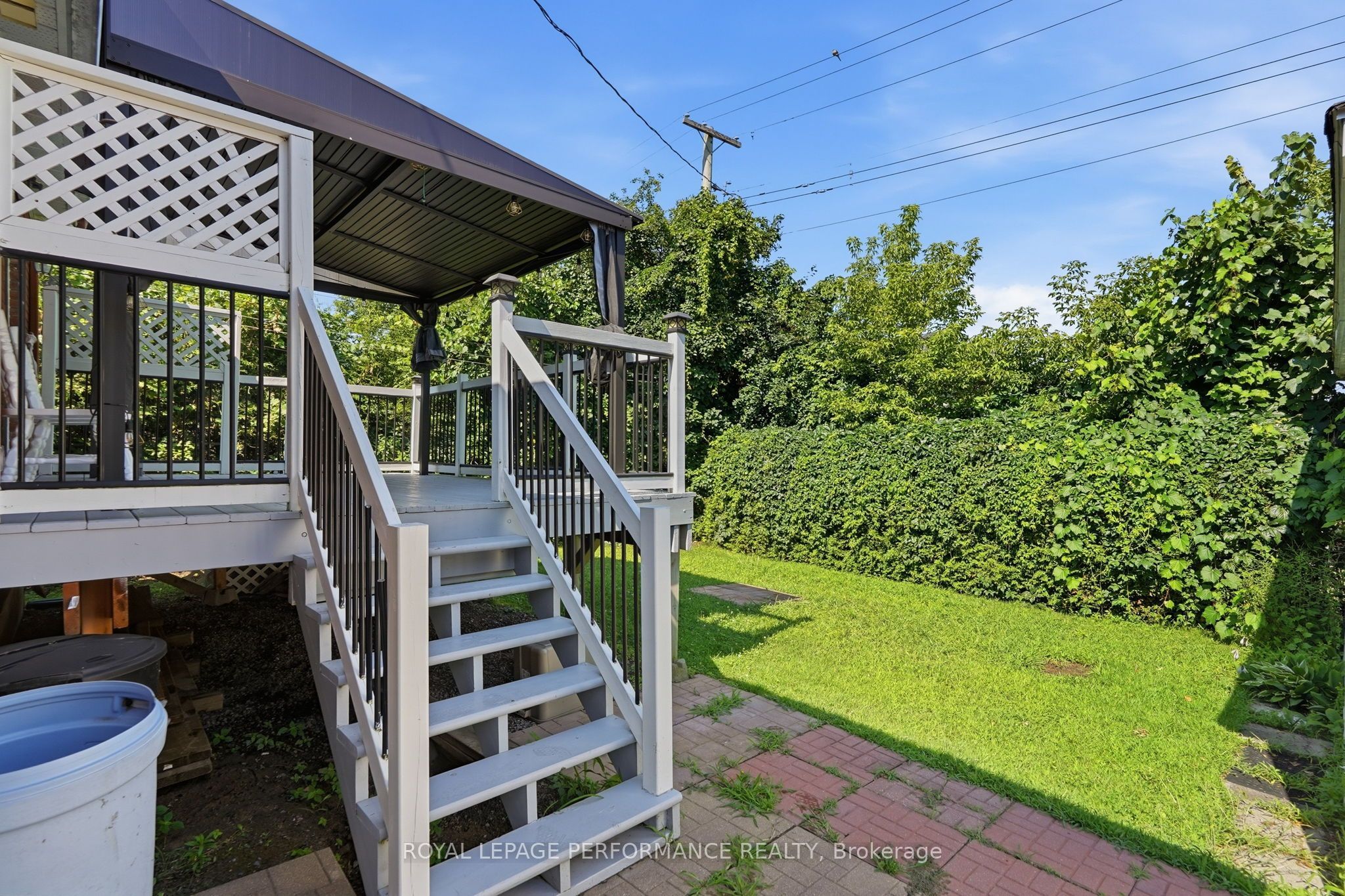 716 Cartier Boulevard Property Photo 26