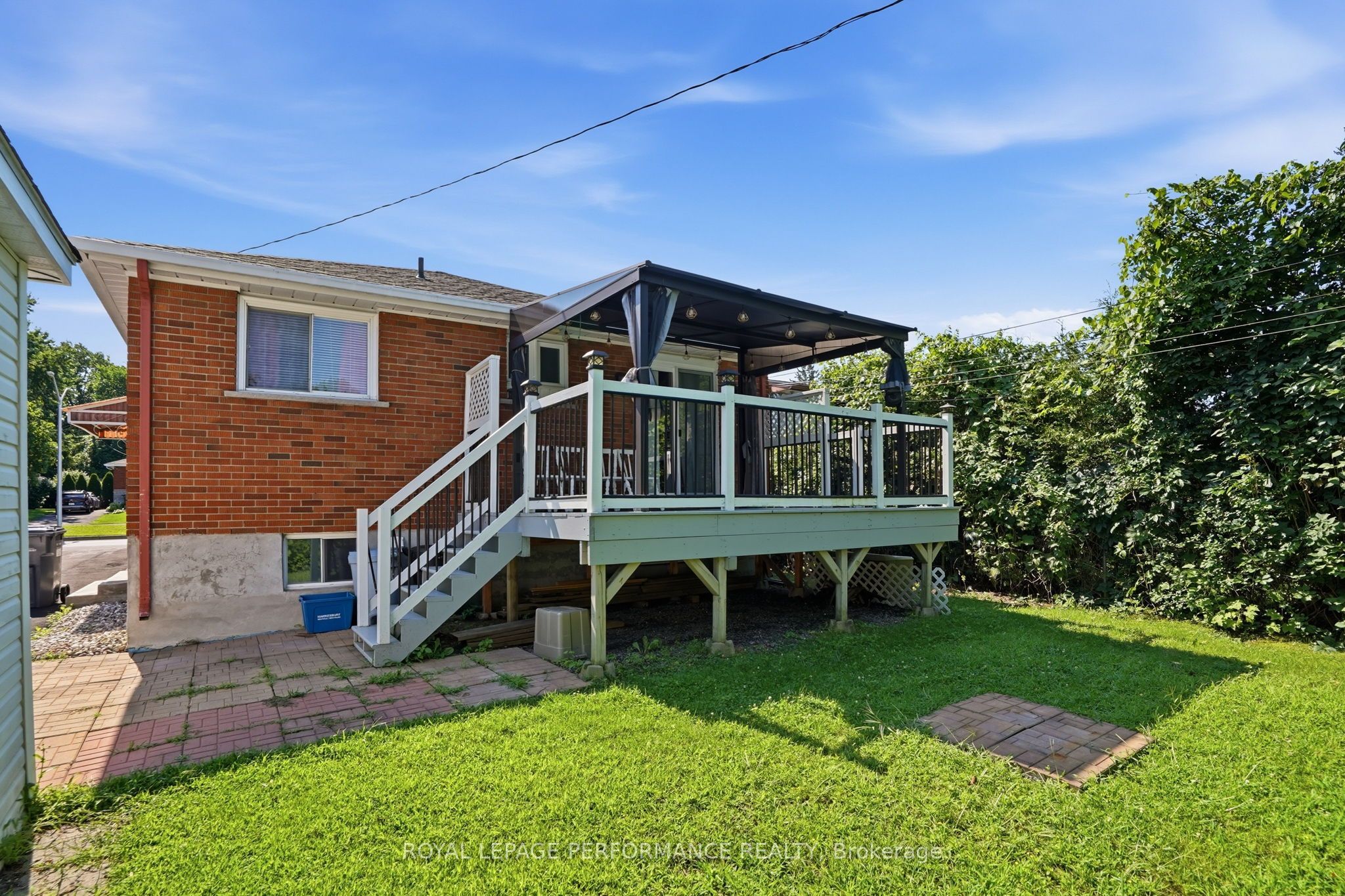 716 Cartier Boulevard Property Photo 27