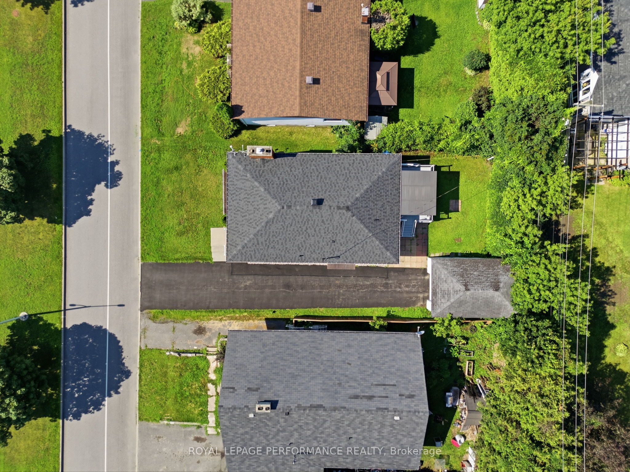 716 Cartier Boulevard Property Photo 33