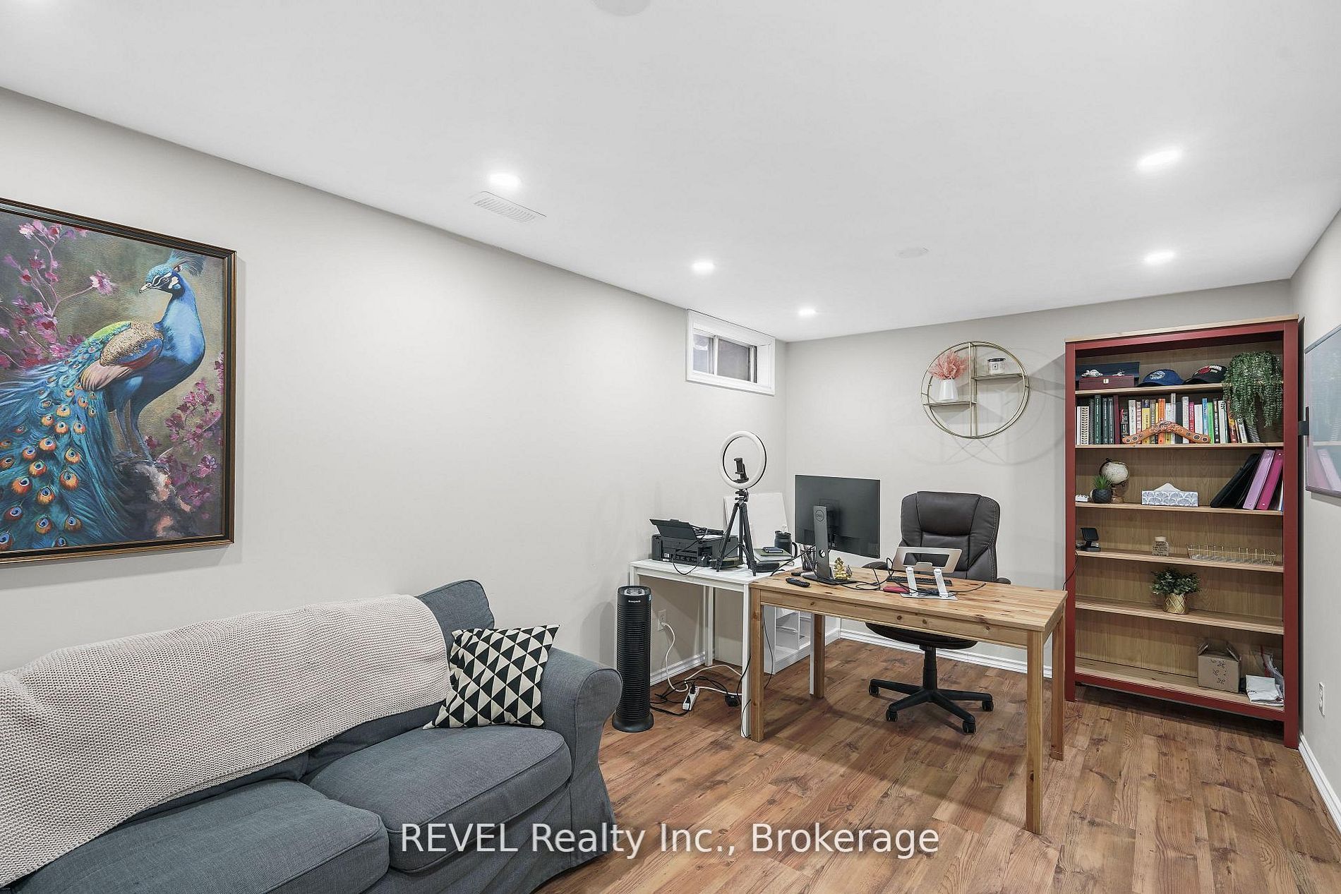 65 Dorchester Boulevard 80 Property Photo 23