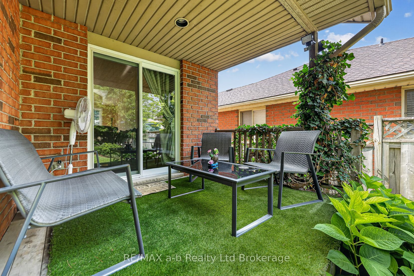 72 Indian Road Property Photo 6