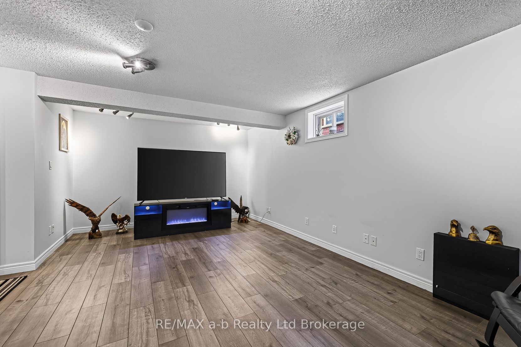 72 Indian Road Property Photo 41