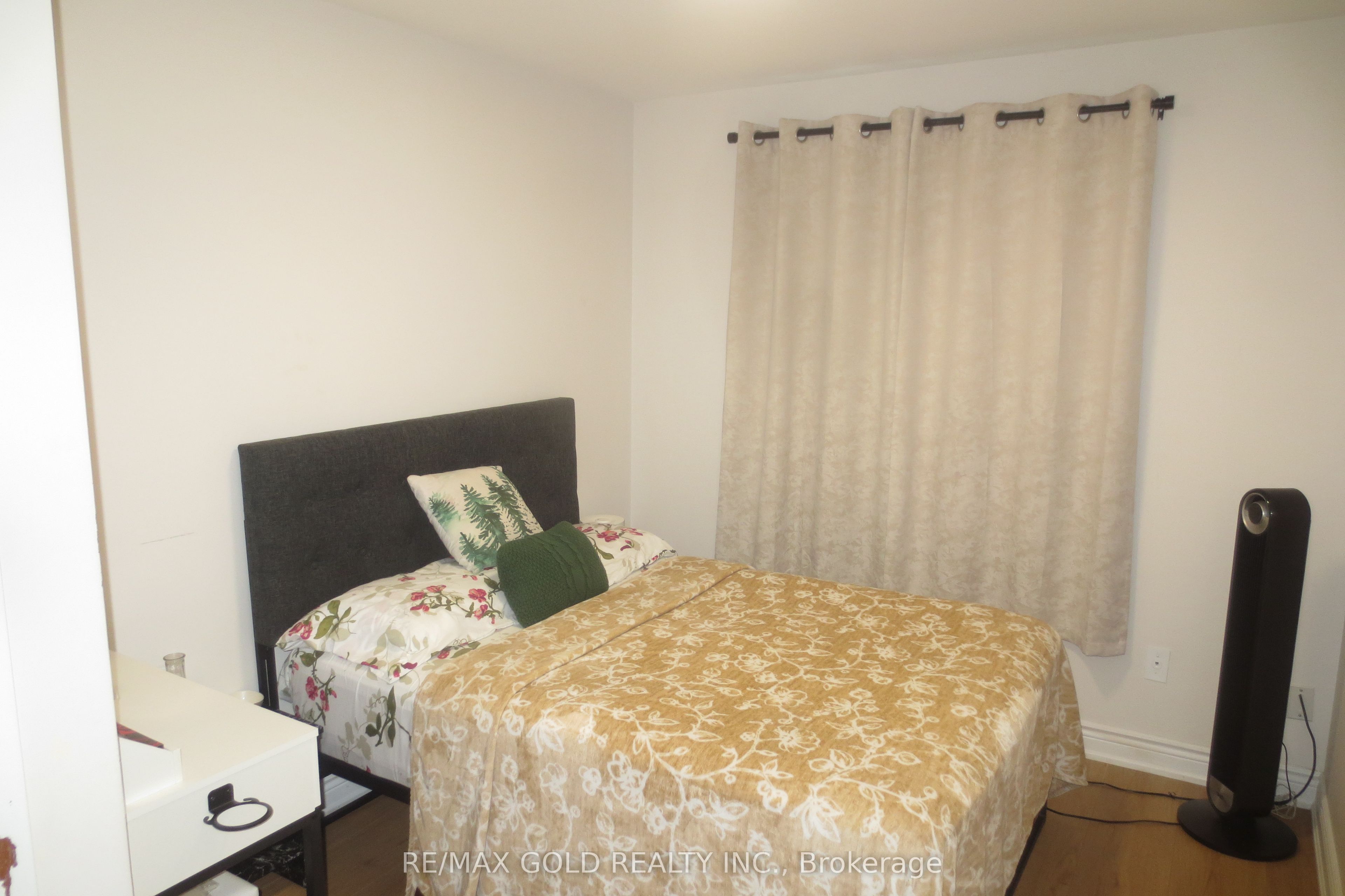 54 Bakersfield Drive Property Photo 9