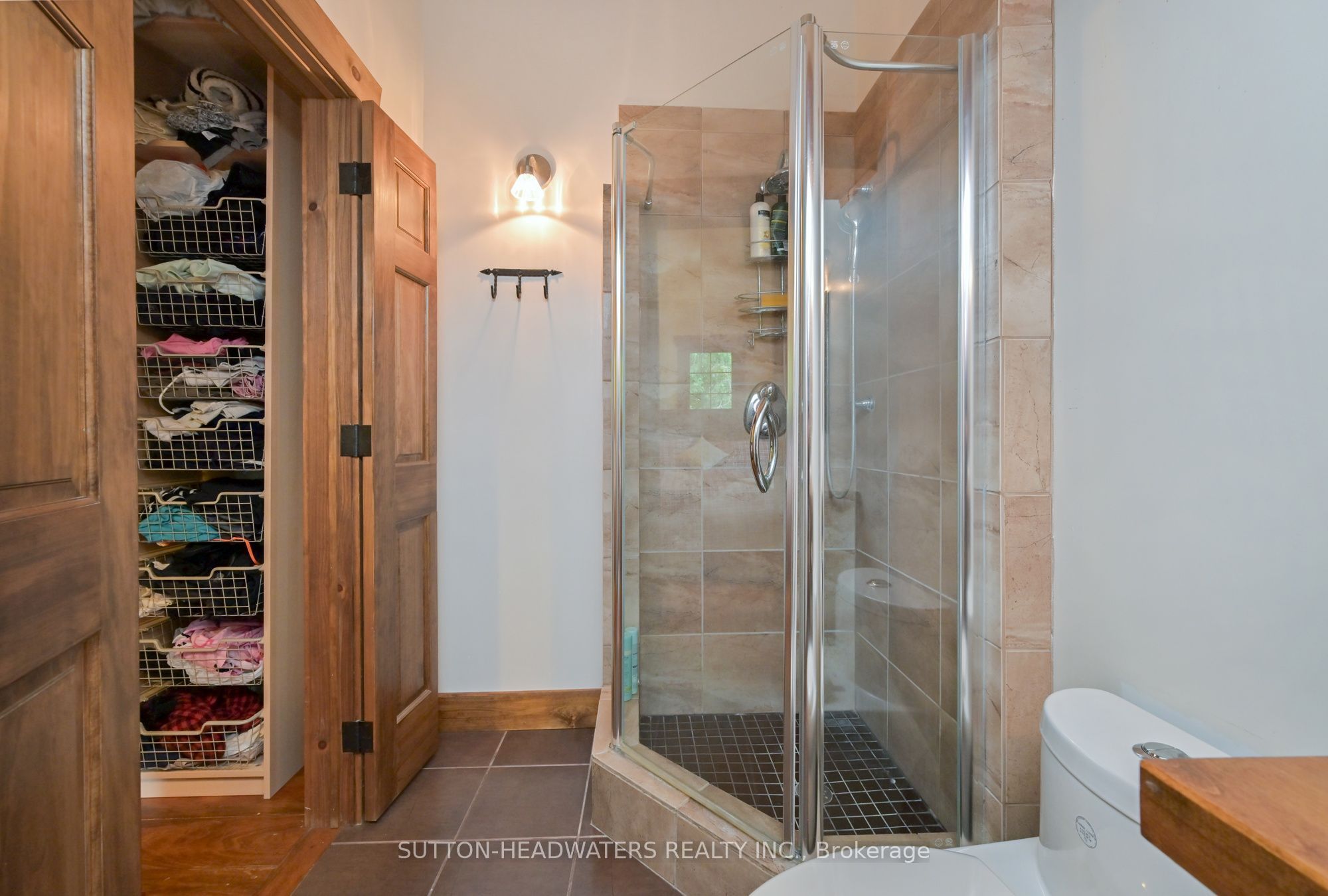 115 Inglis Drive Property Photo 17