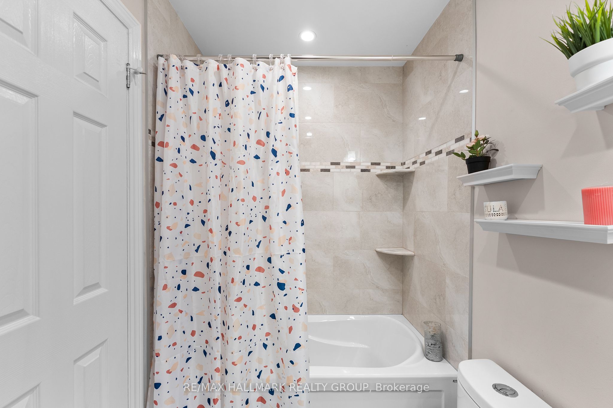 1446 Deavy Way Property Photo 30