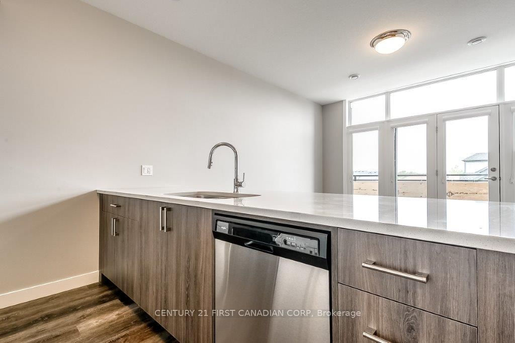 X13665340 Property Photo 6