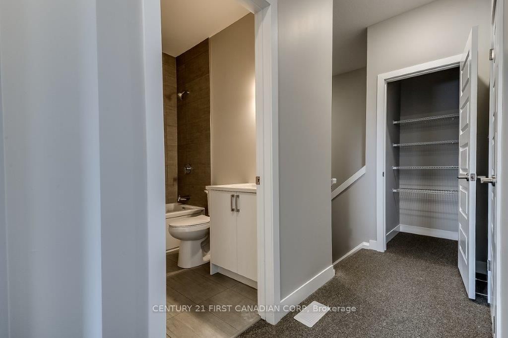 X13665340 Property Photo 22