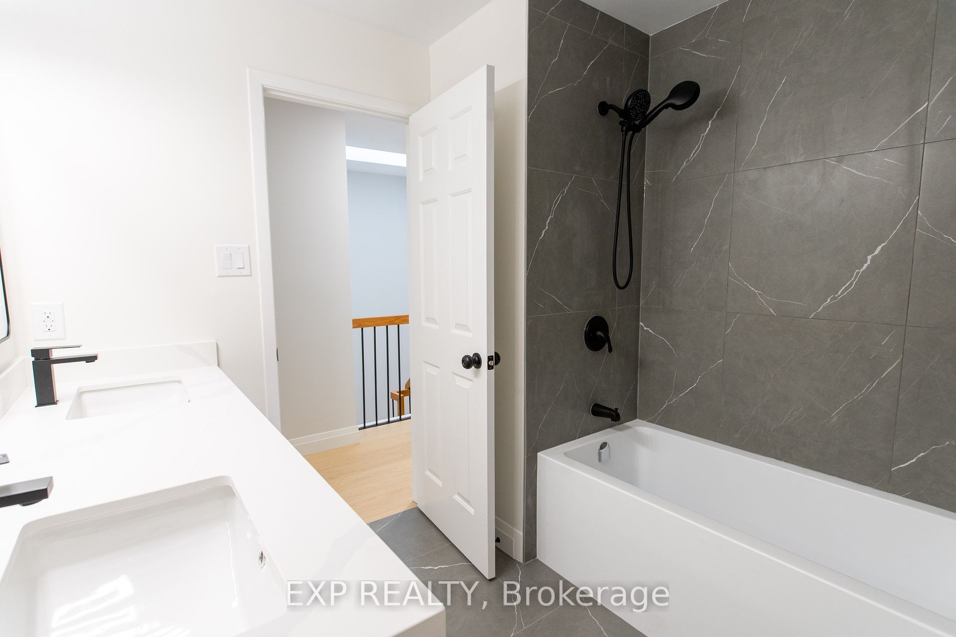 710 Coronation Avenue Unit 7 Property Photo 18