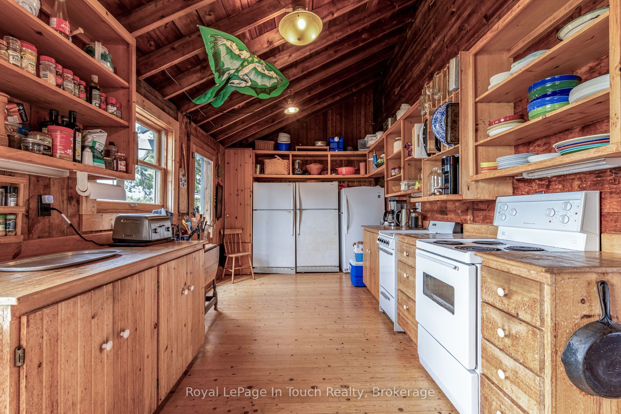 1 B427 Turning Island Property Photo 19