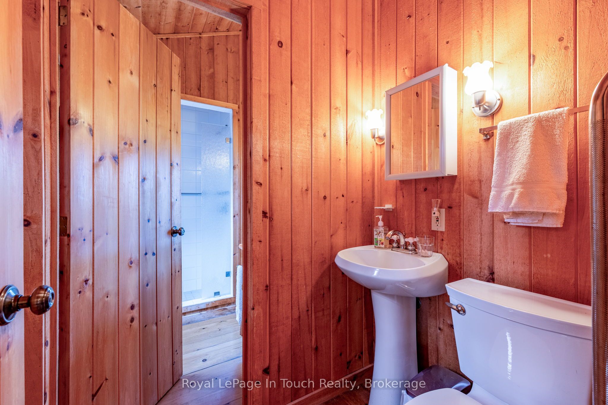 1 B427 Turning Island Property Photo 34