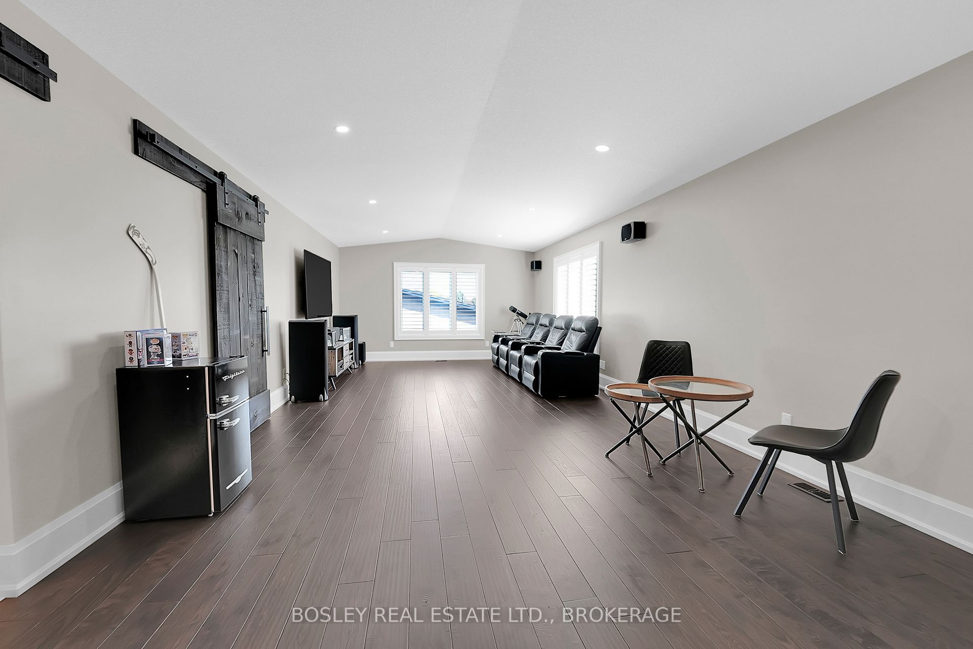 94 Terrence Park Drive Property Photo 34