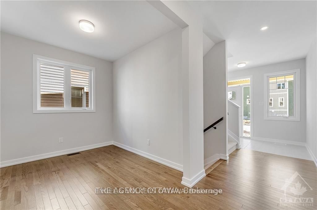 89 Hackamore Crescent Property Photo 3