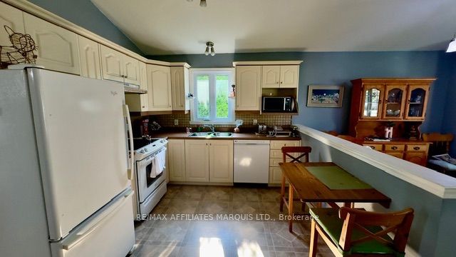 1505 Frank Court Property Photo 7
